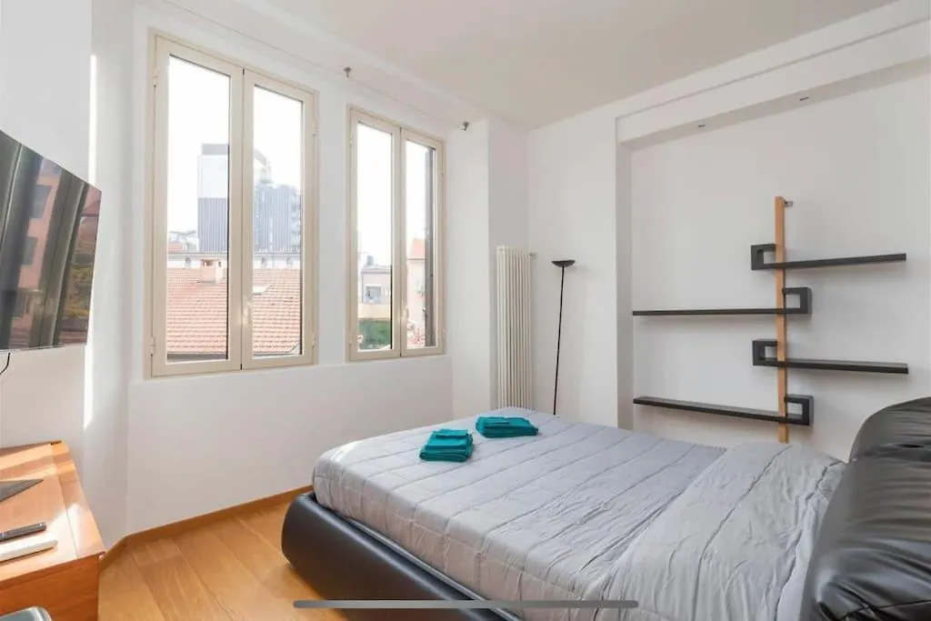 Garigliano 8 Apartment Milan